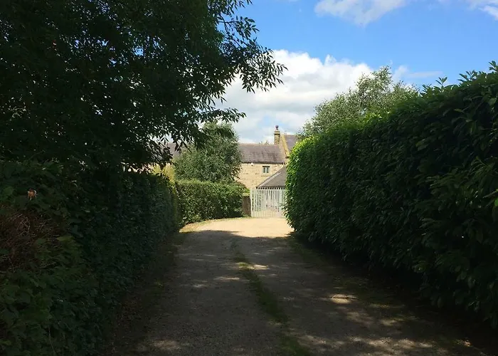 Hemples Lodge Newcastle 